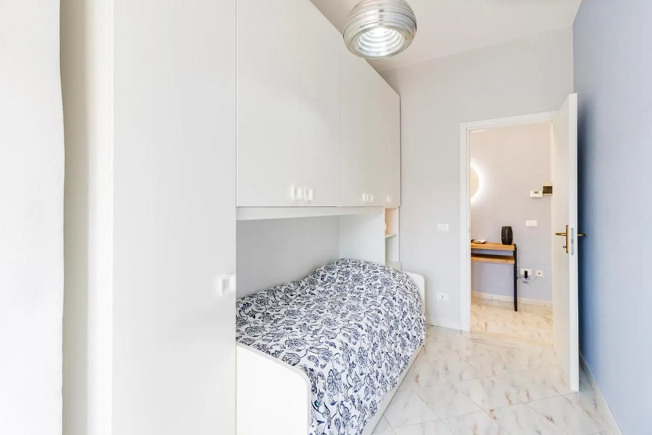 Bedo House Beach Front - Happy Rentals Follonica Apartment