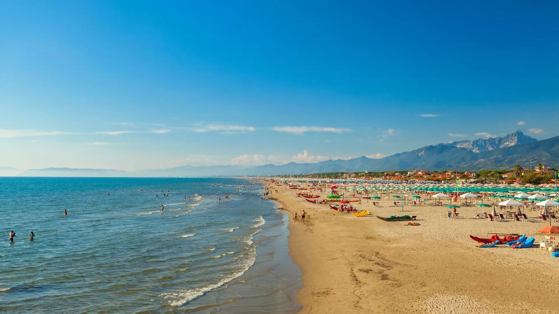 Apartment Bedo House Beach Front - Happy Rentals Follonica