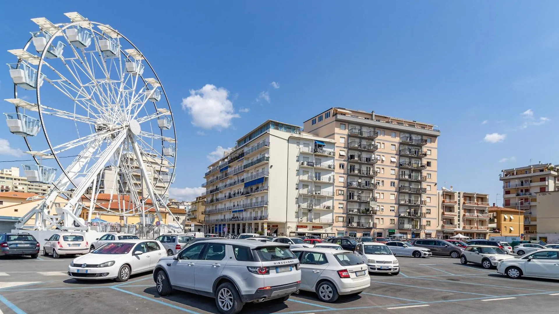 Apartment Bedo House Beach Front - Happy Rentals Follonica